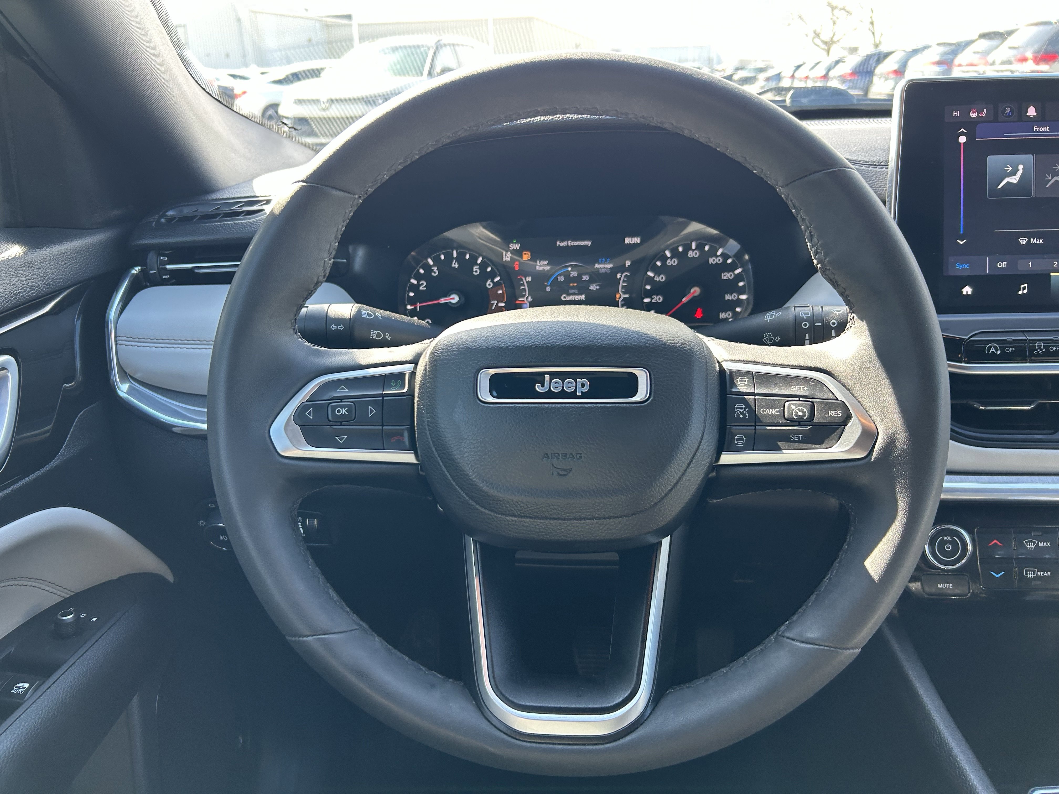 Used 2023 Jeep Compass Limited image 10