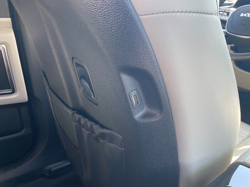 Used 2022 Kia Telluride SX w/ SX Prestige Package image 34