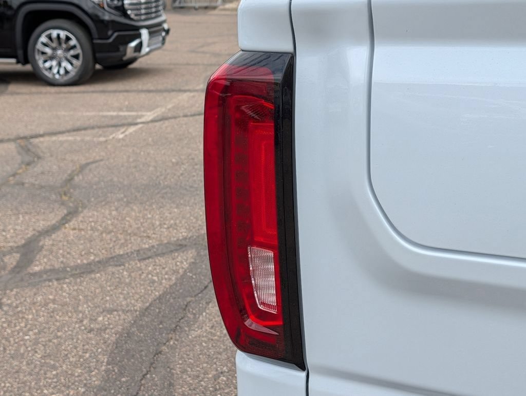 New 2026 GMC Sierra 1500 Denali w/ Denali Reserve Package AWD/4WD image 14