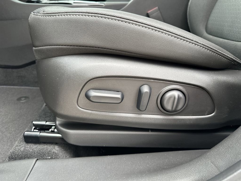 New 2026 Buick Encore GX Preferred w/ Advanced Technology Package FWD image 14