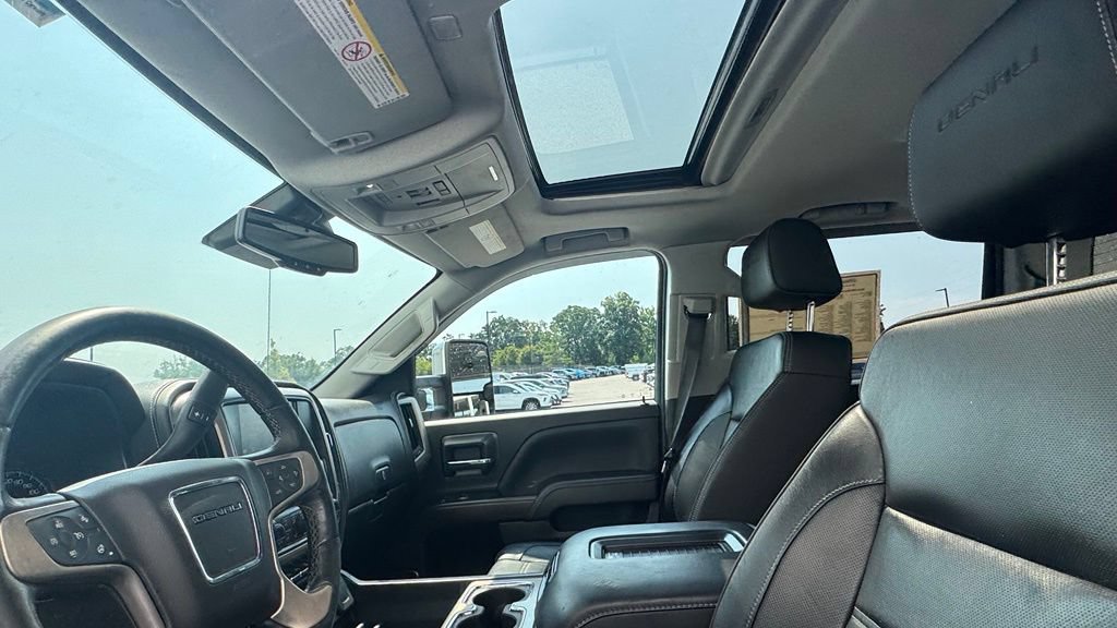 Used 2019 GMC Sierra 2500 Denali w/ Duramax Plus Package AWD/4WD image 16