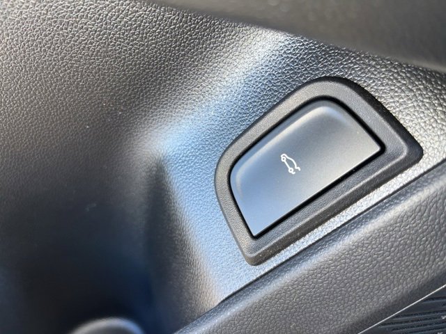 New 2026 Chevrolet Equinox LT w/ Convenience Package II image 19