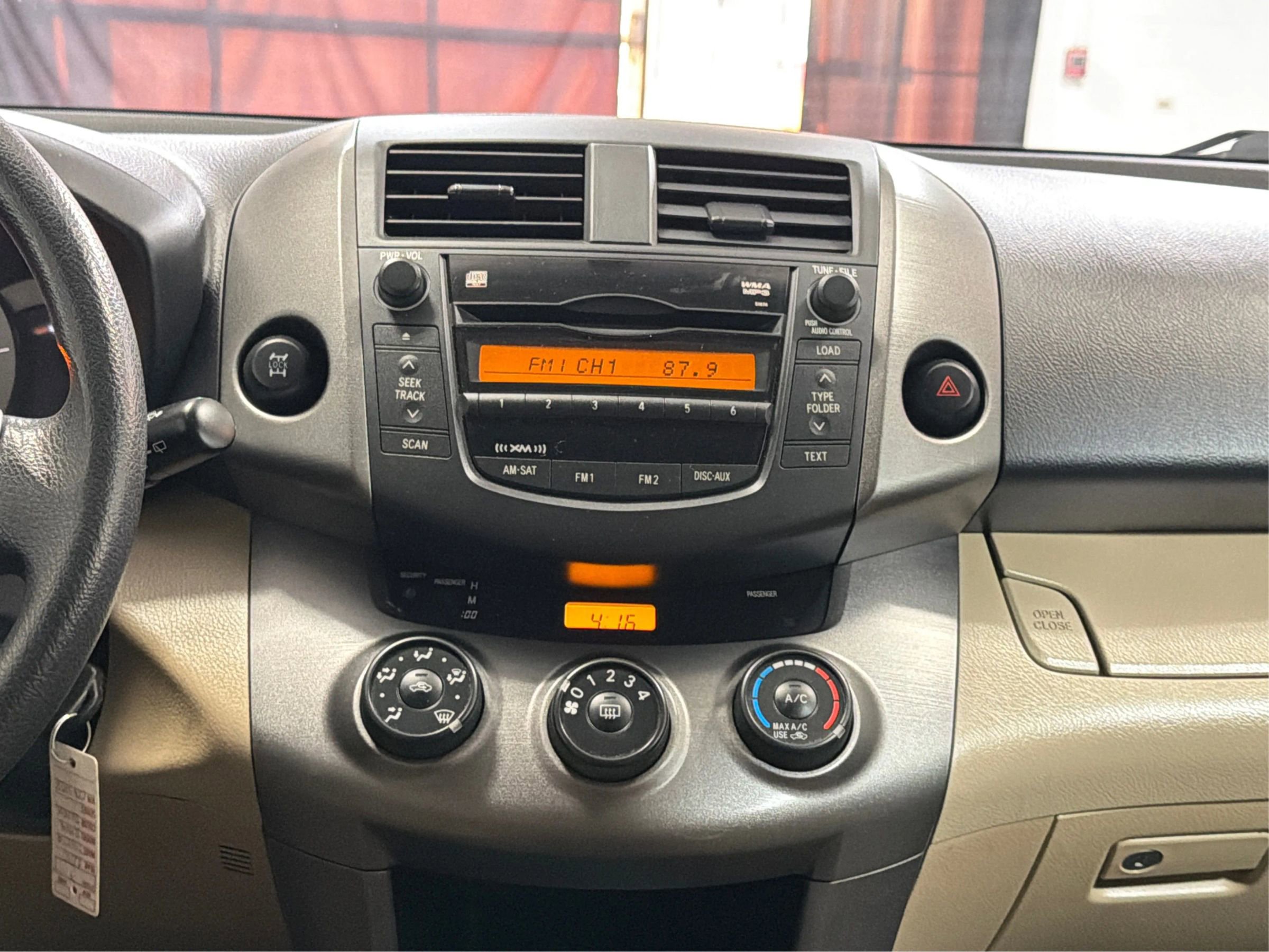 Used 2010 Toyota RAV4 4WD image 17