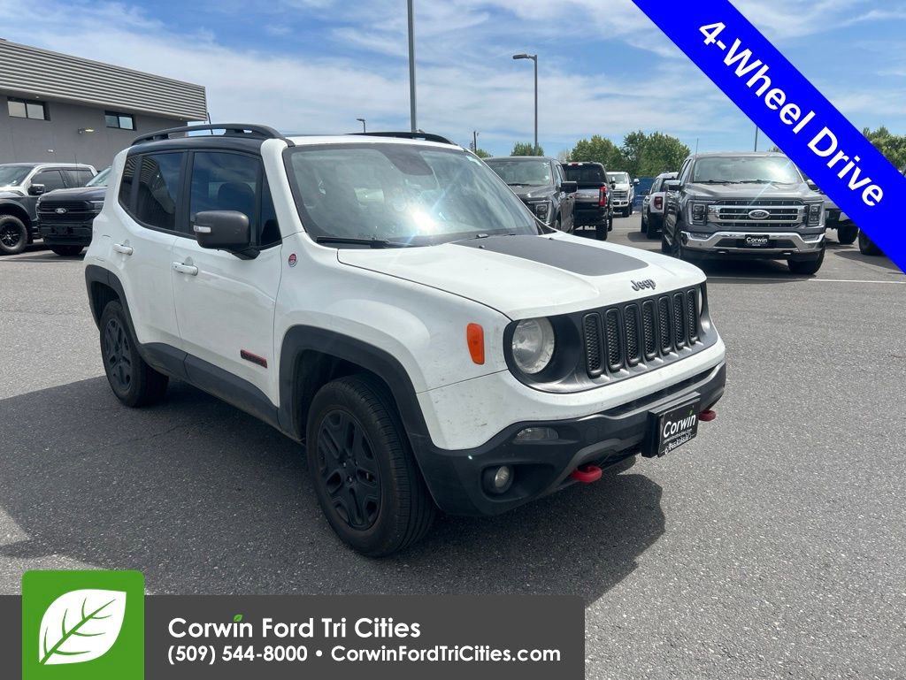 Used 2018 Jeep Renegade Trailhawk AWD/4WD image 1