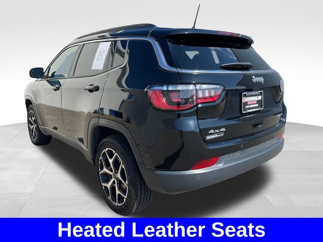 Used 2025 Jeep Compass Limited AWD/4WD image 3