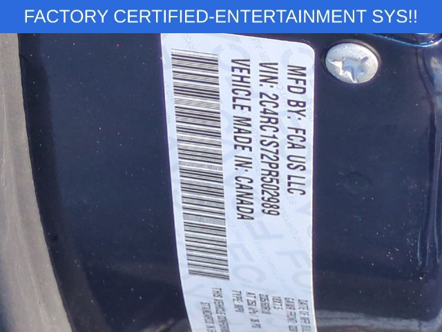 Certified 2023 Chrysler Pacifica Limited w/ Uconnect Theater Family Group FWD image 39