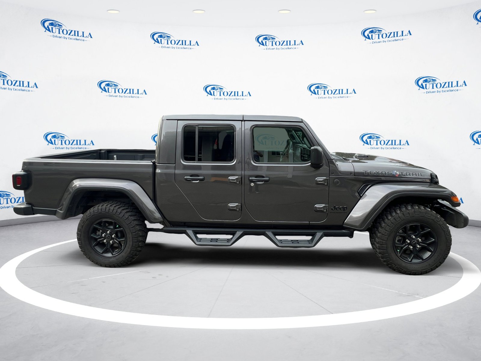 Used 2025 Jeep Gladiator Sport image 6