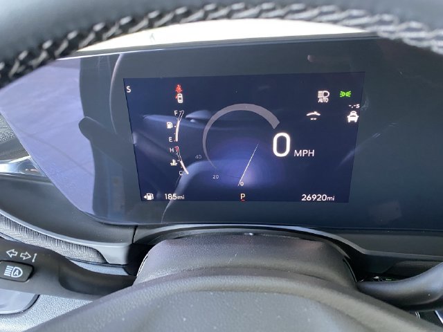 Used 2025 Buick Envista Sport Touring w/ Convenience II Package FWD image 30