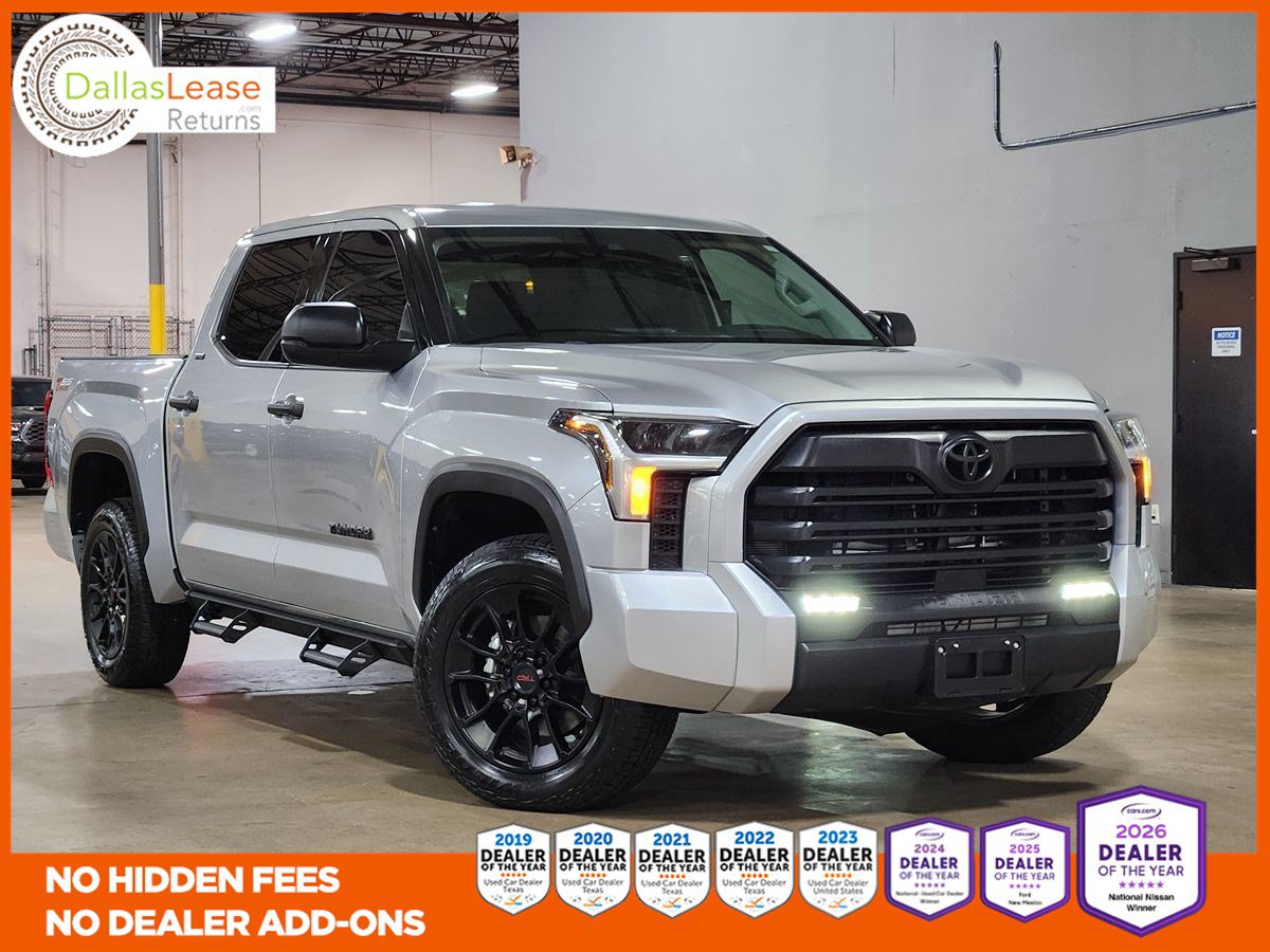 Used 2022 Toyota Tundra SR5 AWD/4WD image 1