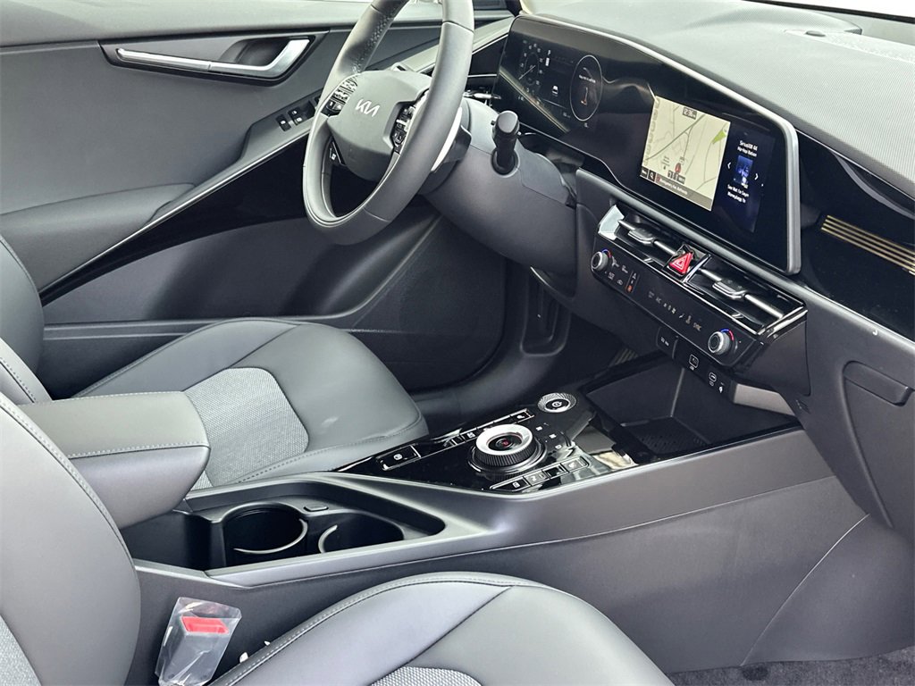 New 2025 Kia Niro Wind image 15