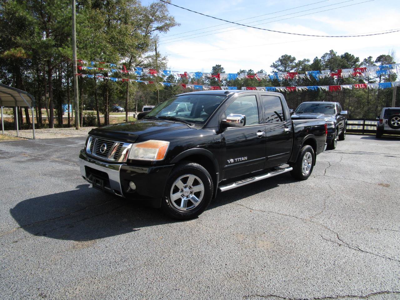 Used 2015 Nissan Titan SV image 32