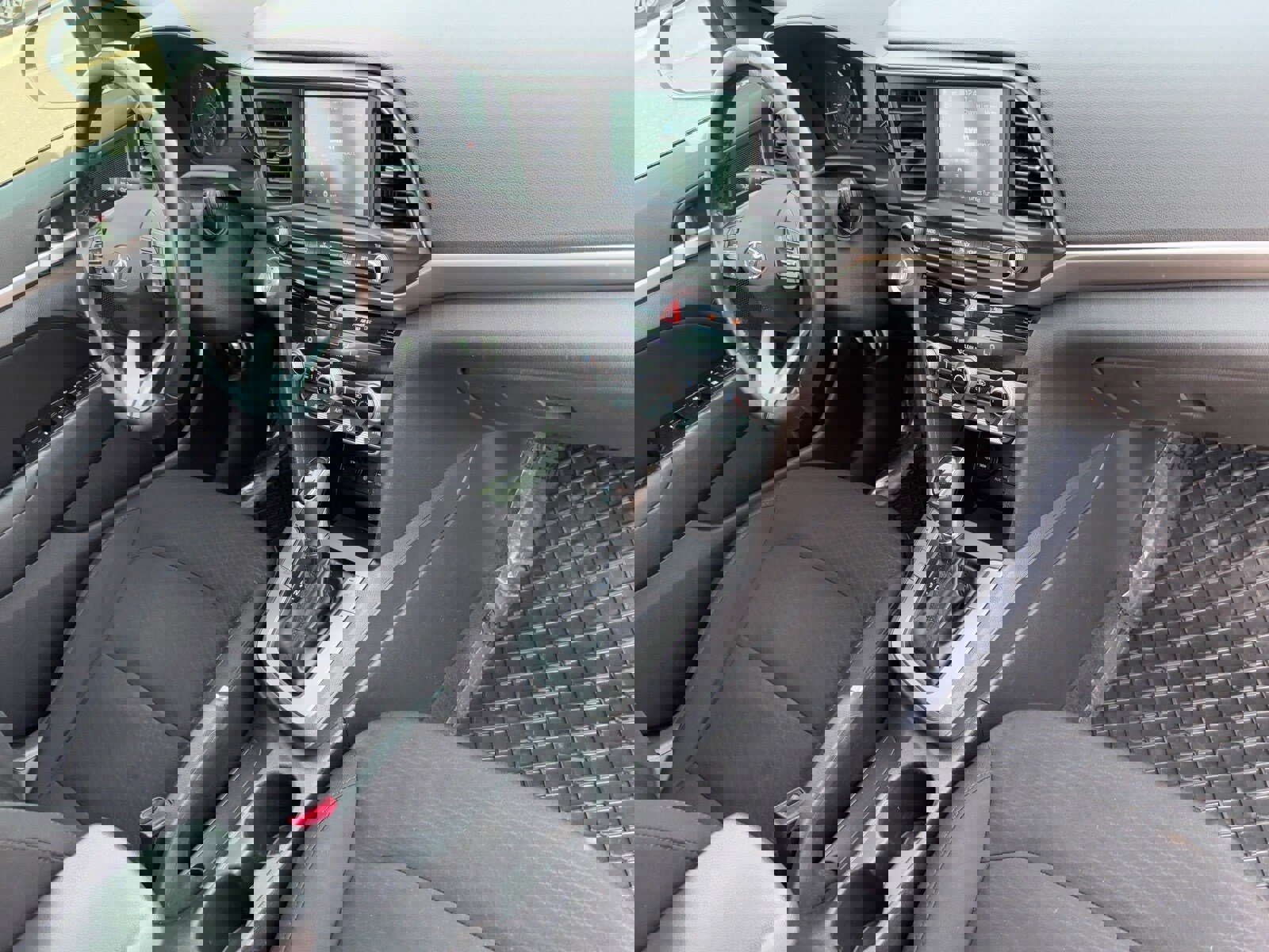 Used 2019 Hyundai Elantra Value Edition w/ Cargo Package image 11