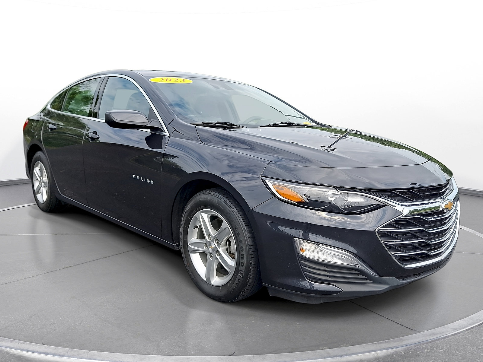 Used 2023 Chevrolet Malibu LS w/ Driver Confidence Package FWD image 1