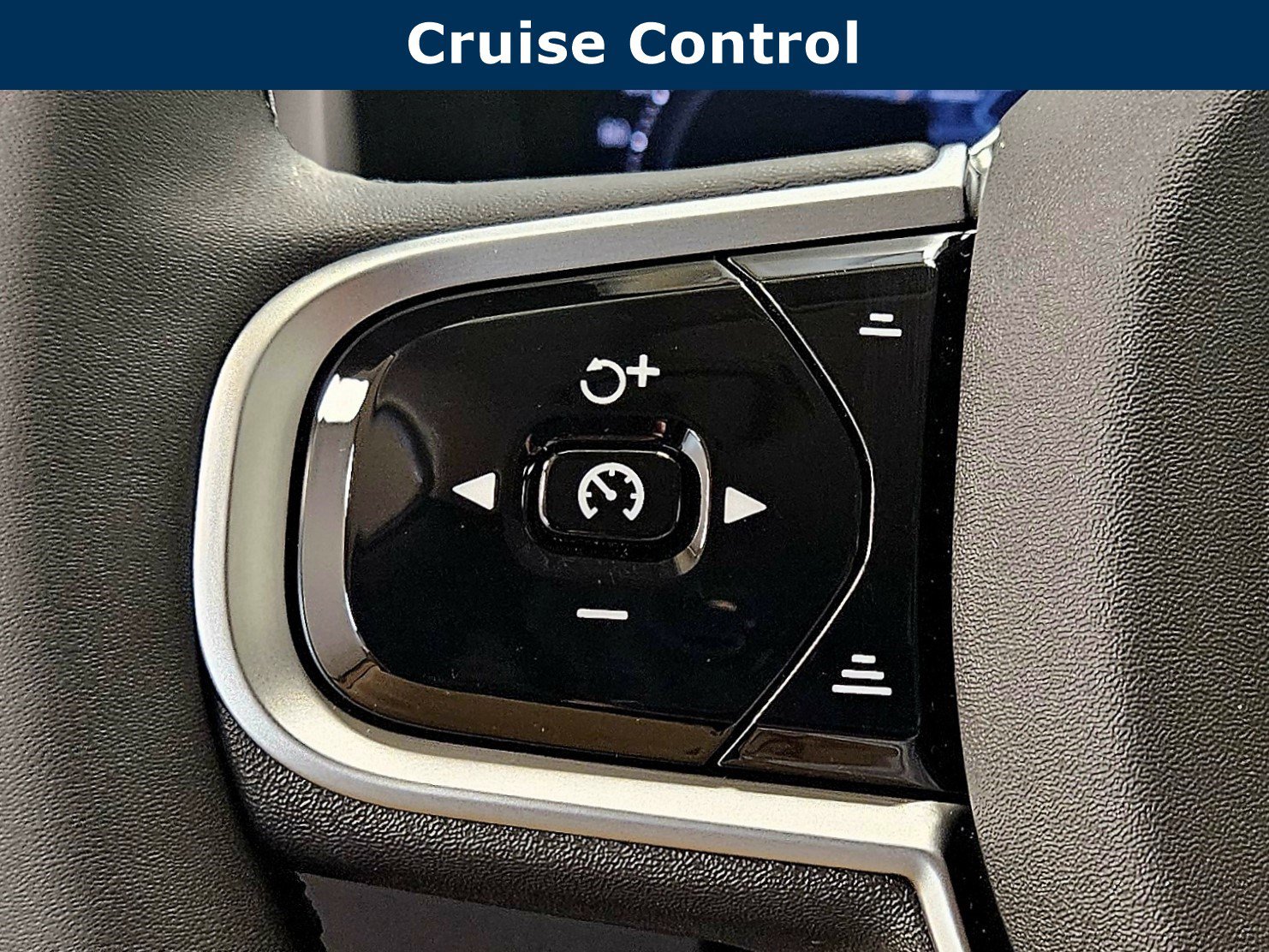 New 2026 Volvo XC90 B6 Plus w/ Protection Package image 40