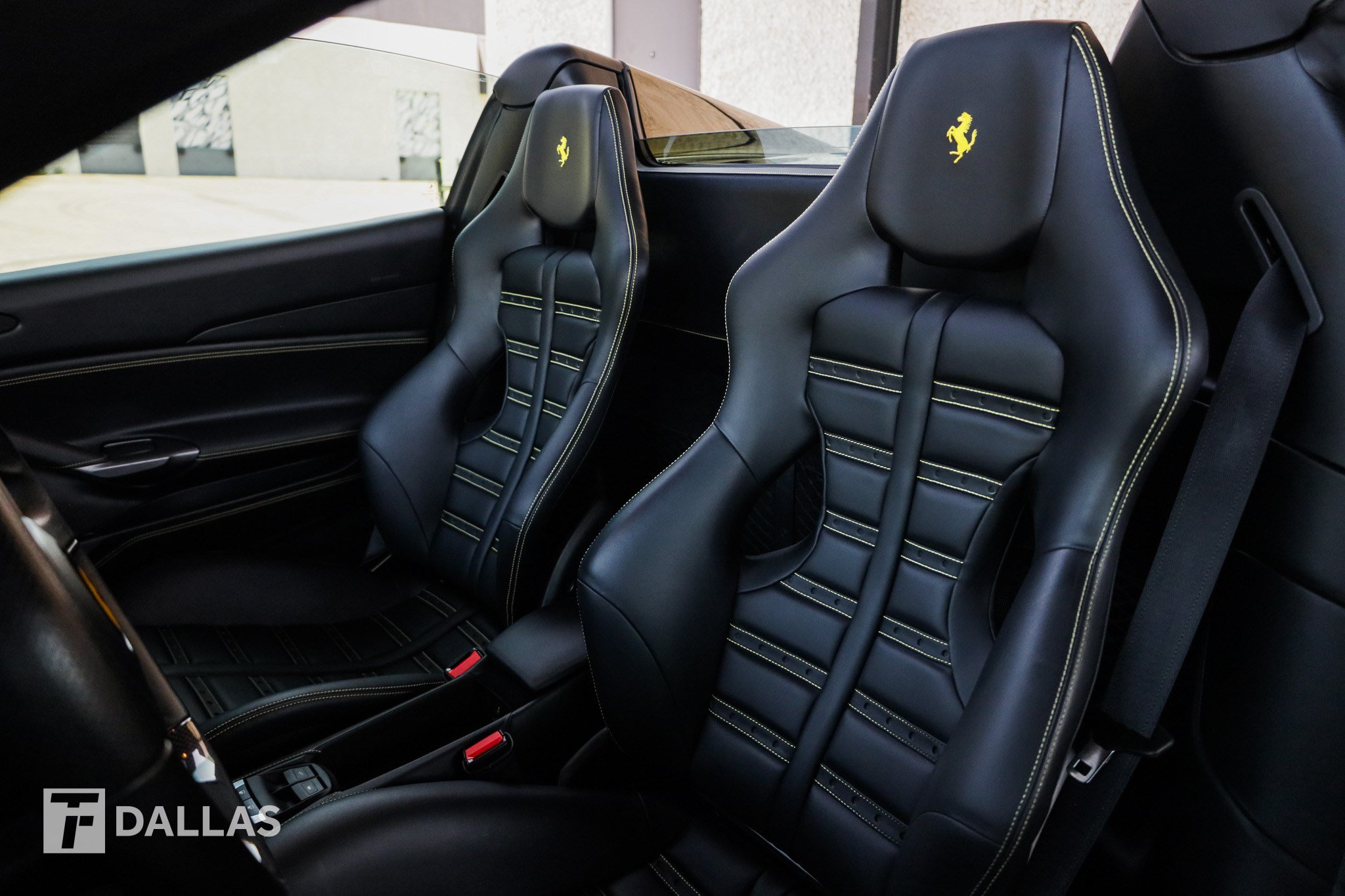 Used 2017 Ferrari 488 Spider RWD image 27