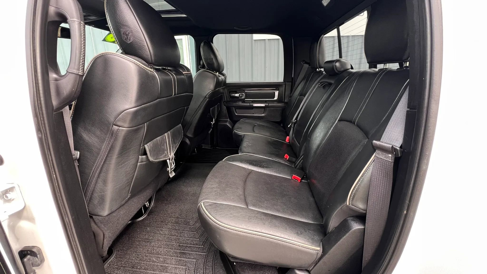 Used 2016 RAM 1500 Limited AWD/4WD image 23