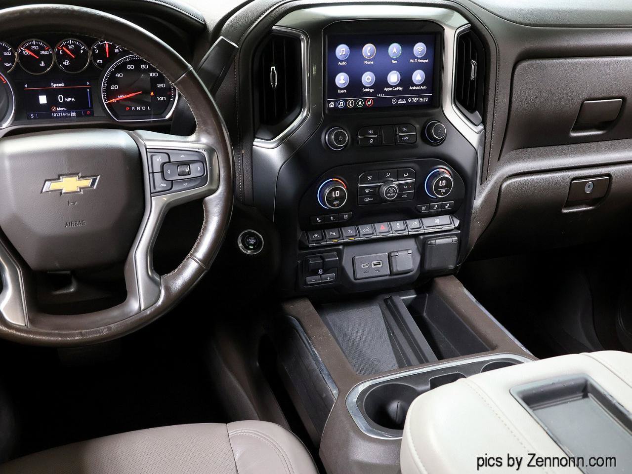 Used 2020 Chevrolet Silverado 1500 LTZ w/ LTZ Convenience Package AWD/4WD image 17