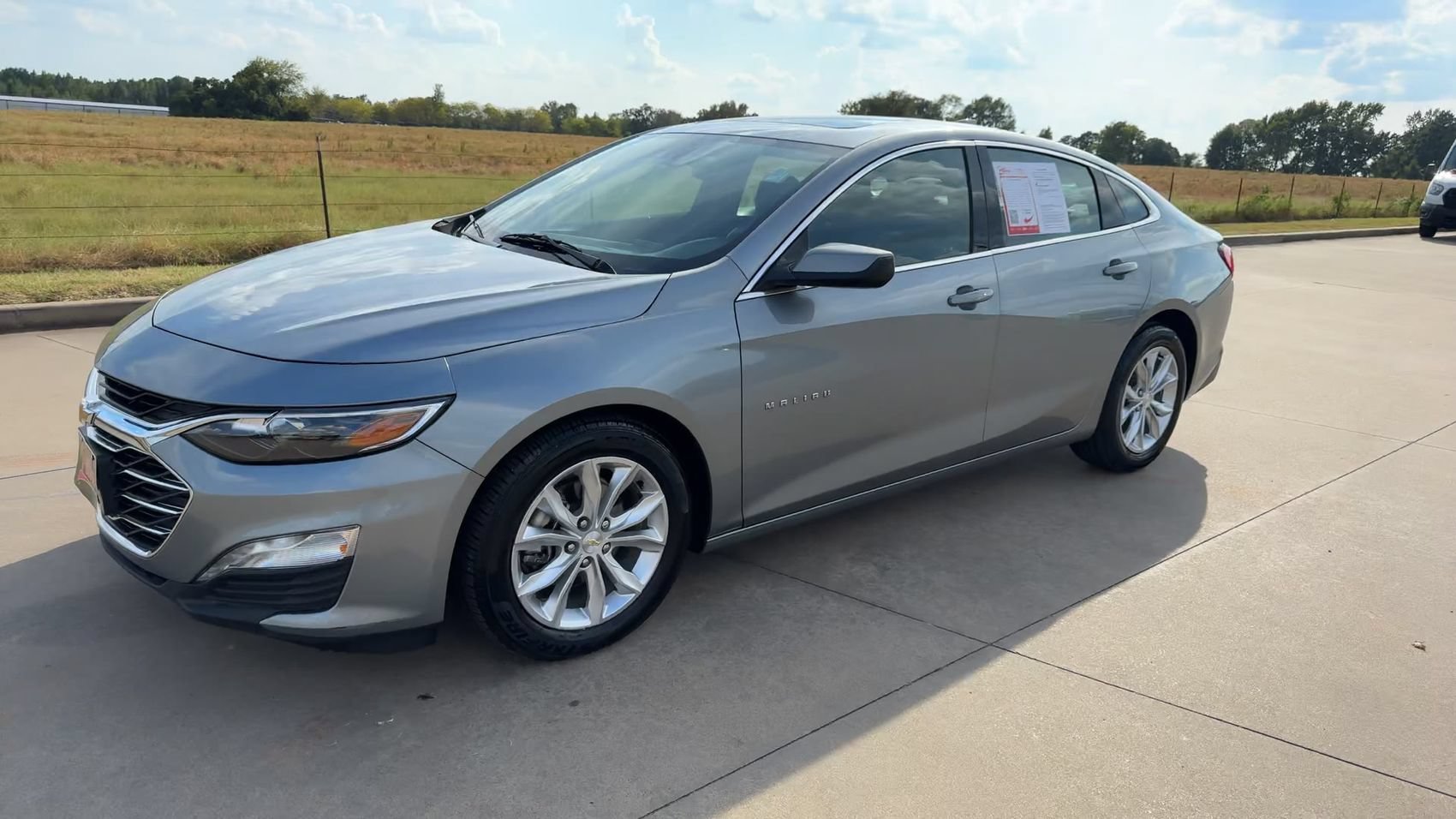 Used 2024 Chevrolet Malibu LT FWD image 5