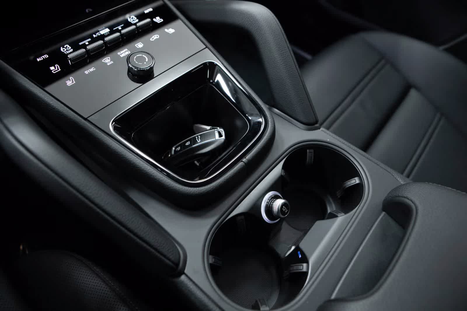 Certified 2026 Porsche Cayenne Coupe AWD/4WD image 31