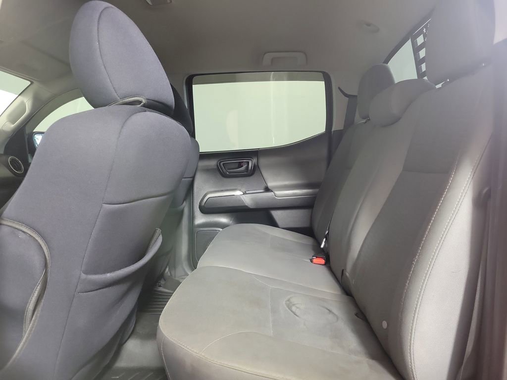 Used 2018 Toyota Tacoma SR5 RWD image 23