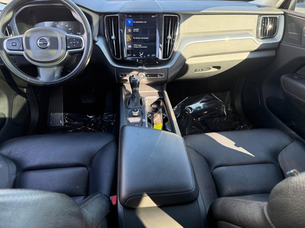 Used 2018 Volvo XC60 T6 Momentum w/ Vision Package AWD/4WD image 14