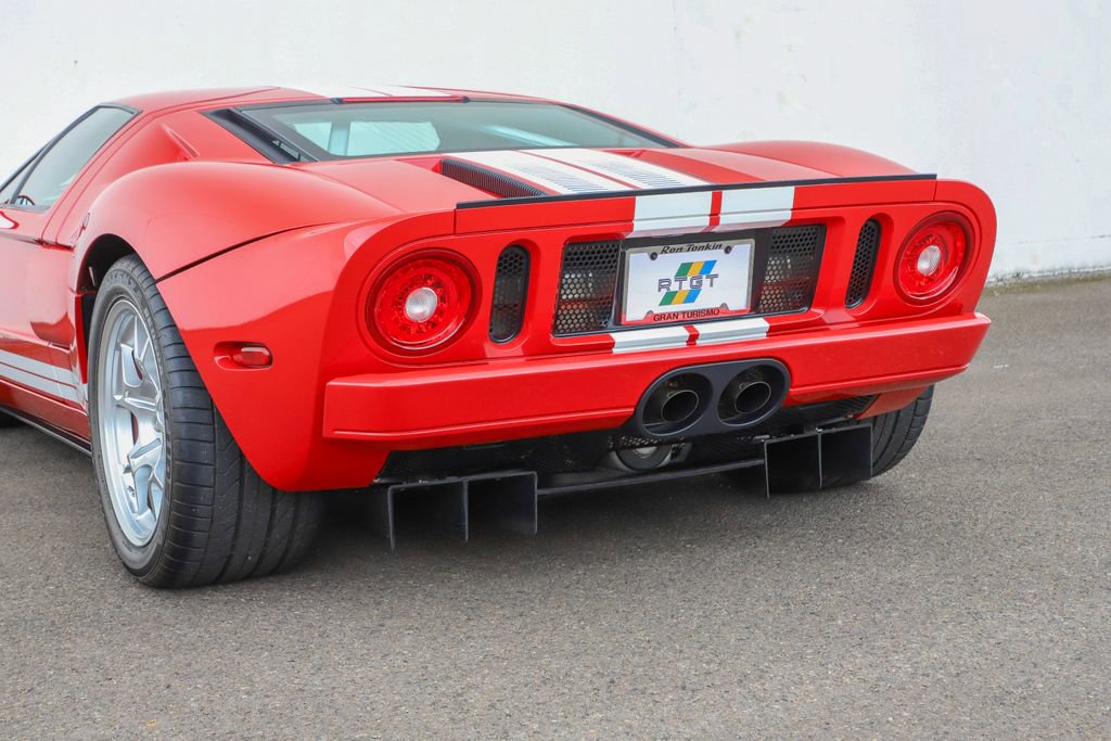 Used 2006 Ford GT RWD image 65