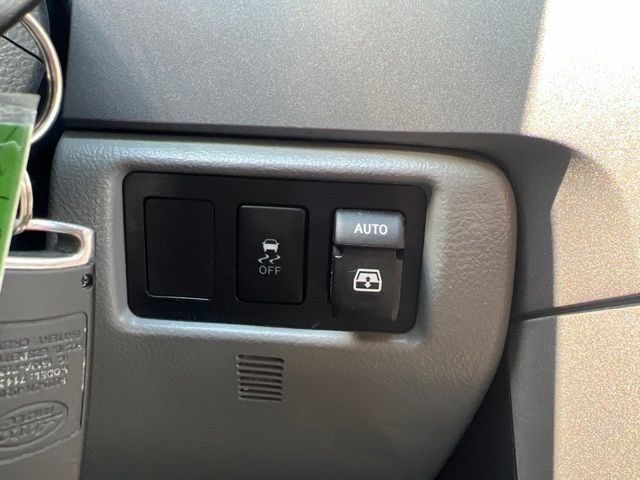 Used 2012 Toyota Sequoia Platinum AWD/4WD image 34