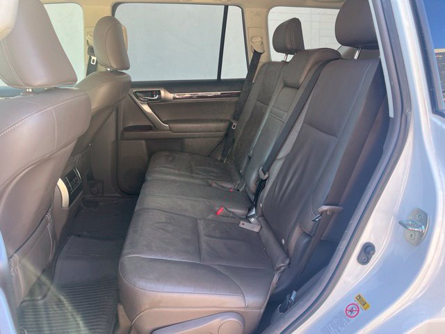 Used 2018 Lexus GX 460 Premium w/ Premium Package AWD/4WD image 11