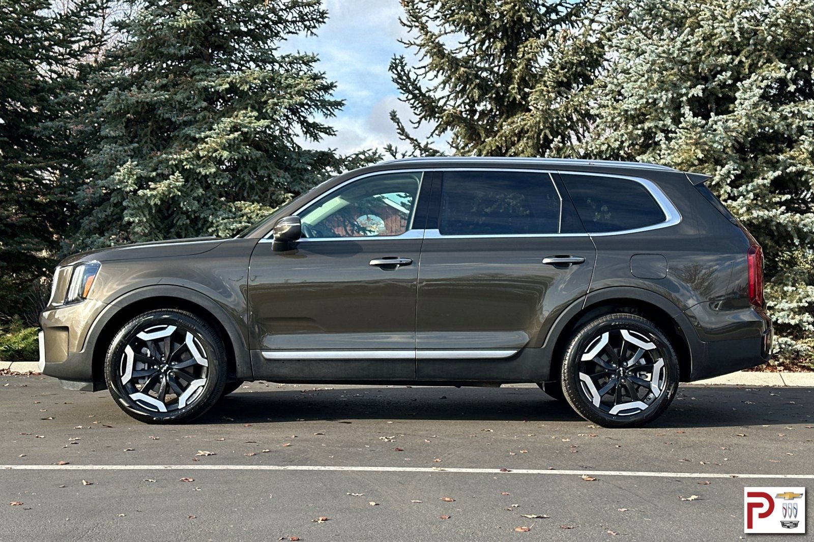 Used 2025 Kia Telluride S image 7