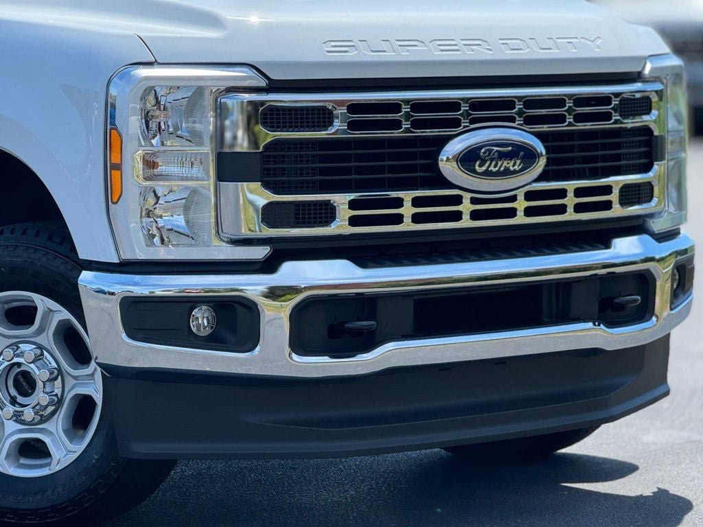 New 2026 Ford F250 XLT image 4