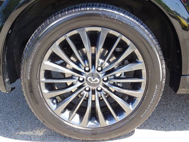 Used 2022 INFINITI QX80 Sensory w/ All-Season Package image 28