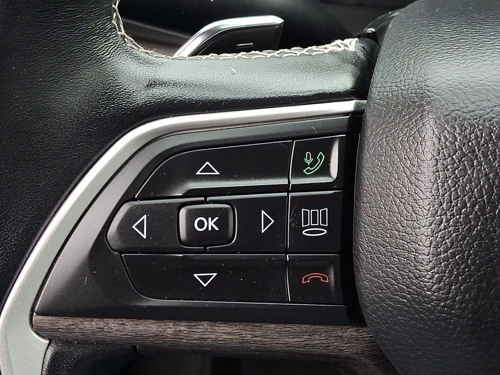 Used 2022 Jeep Grand Cherokee L Limited image 28