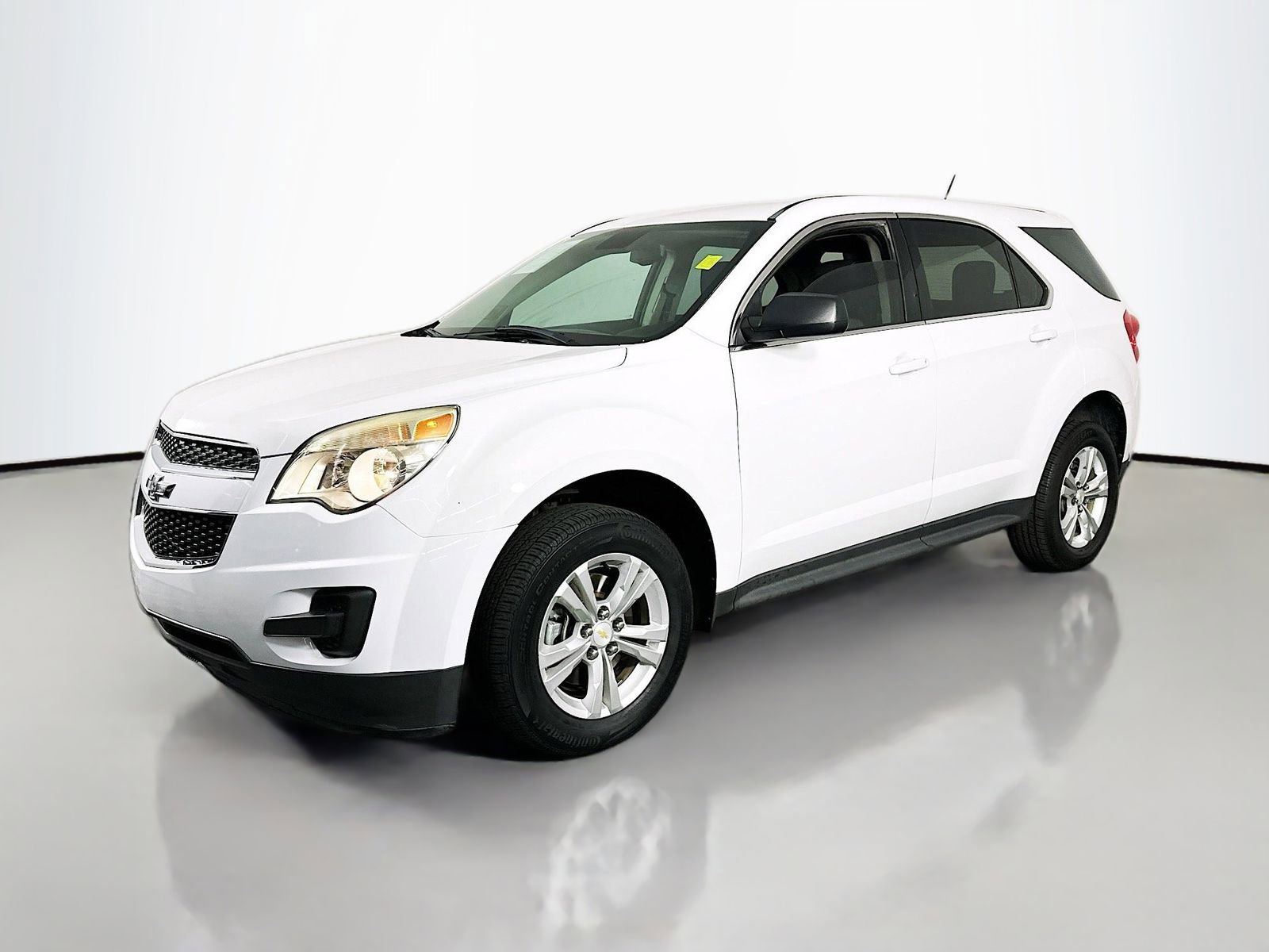 Used 2015 Chevrolet Equinox LS FWD image 4