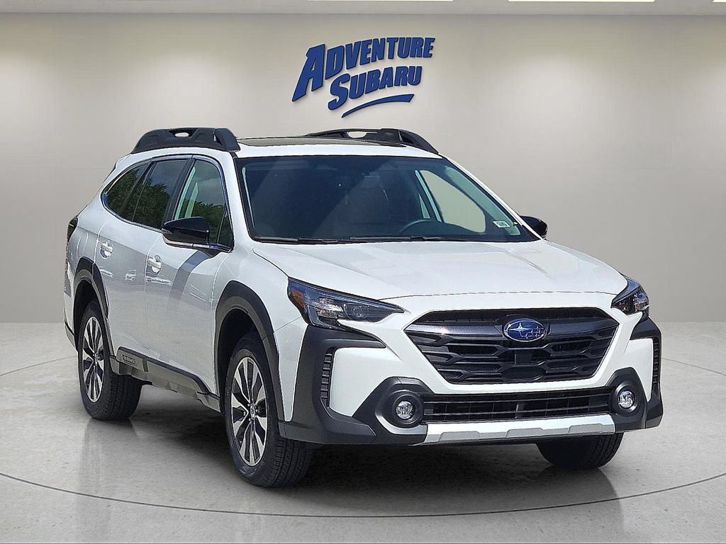 Certified 2025 Subaru Outback Limited AWD/4WD image 1