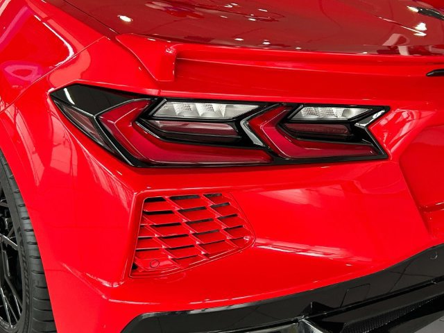 New 2027 Chevrolet Corvette Stingray Convertible w/ Z51 Performance Package RWD image 10