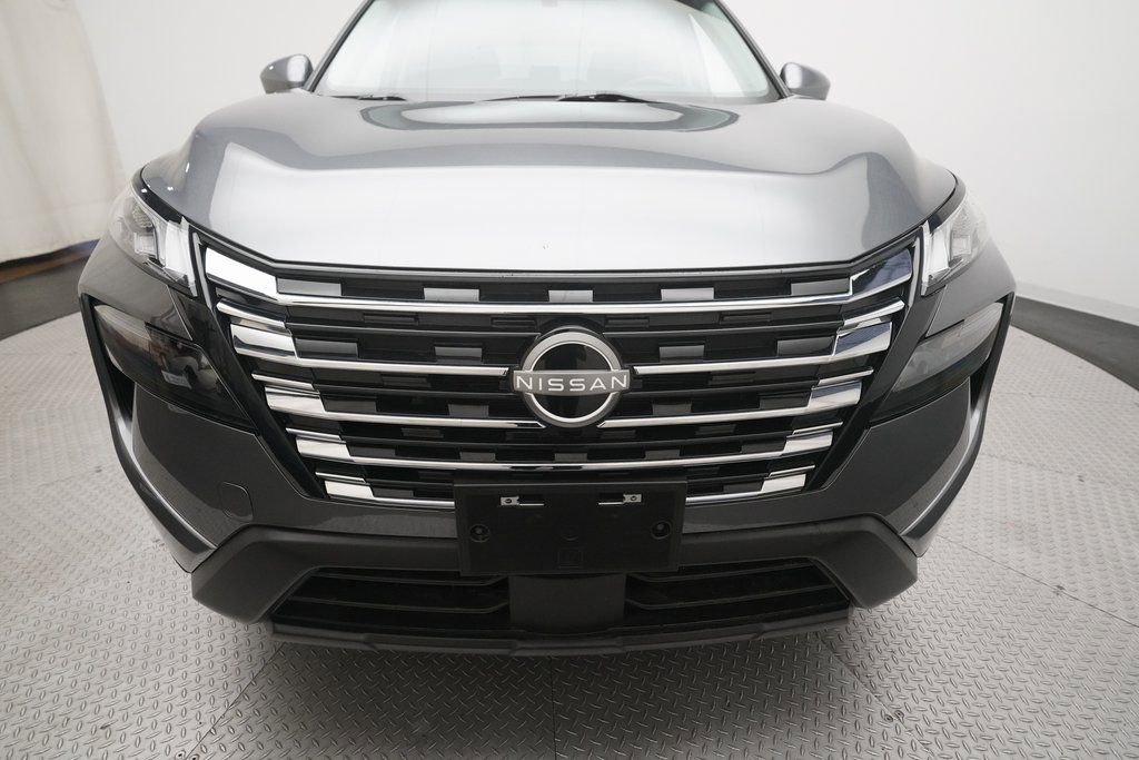 Certified 2024 Nissan Rogue SV image 23