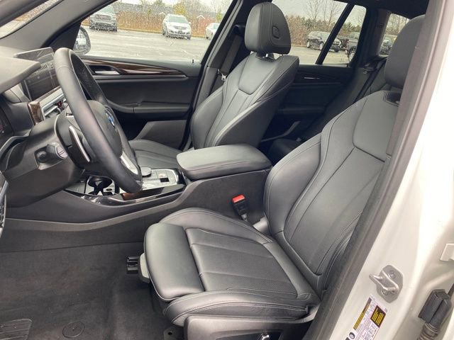 Used 2024 BMW X3 xDrive30i AWD/4WD image 16