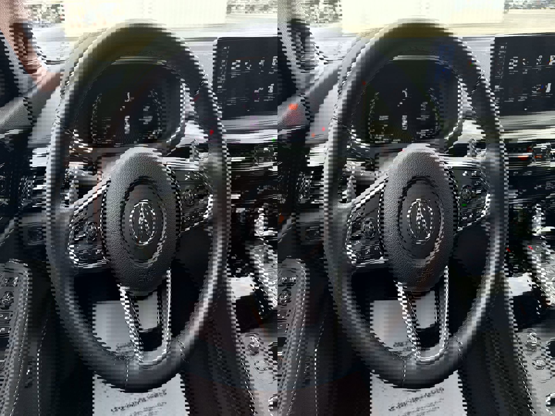 Used 2025 Acura MDX SH-AWD w/ Technology Package image 11