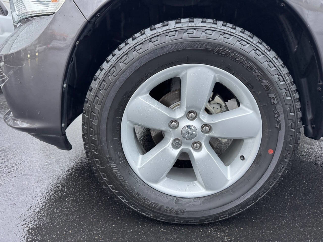 Used 2015 RAM 1500 Express image 19