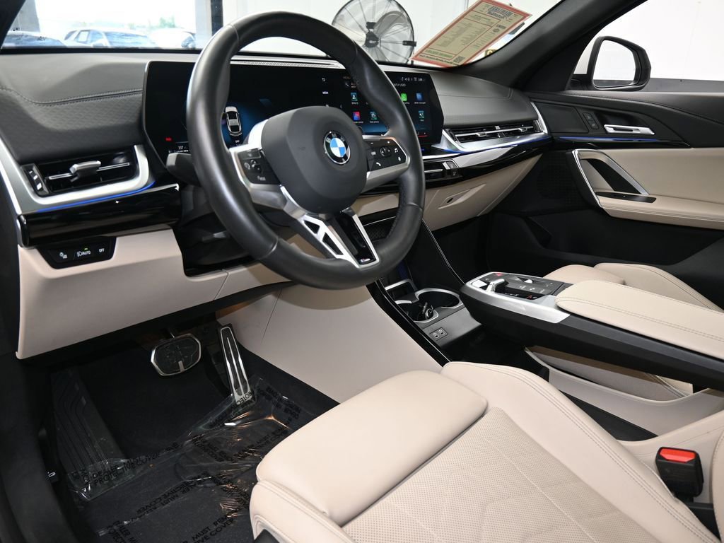 Used 2025 BMW X2 xDrive28i image 14