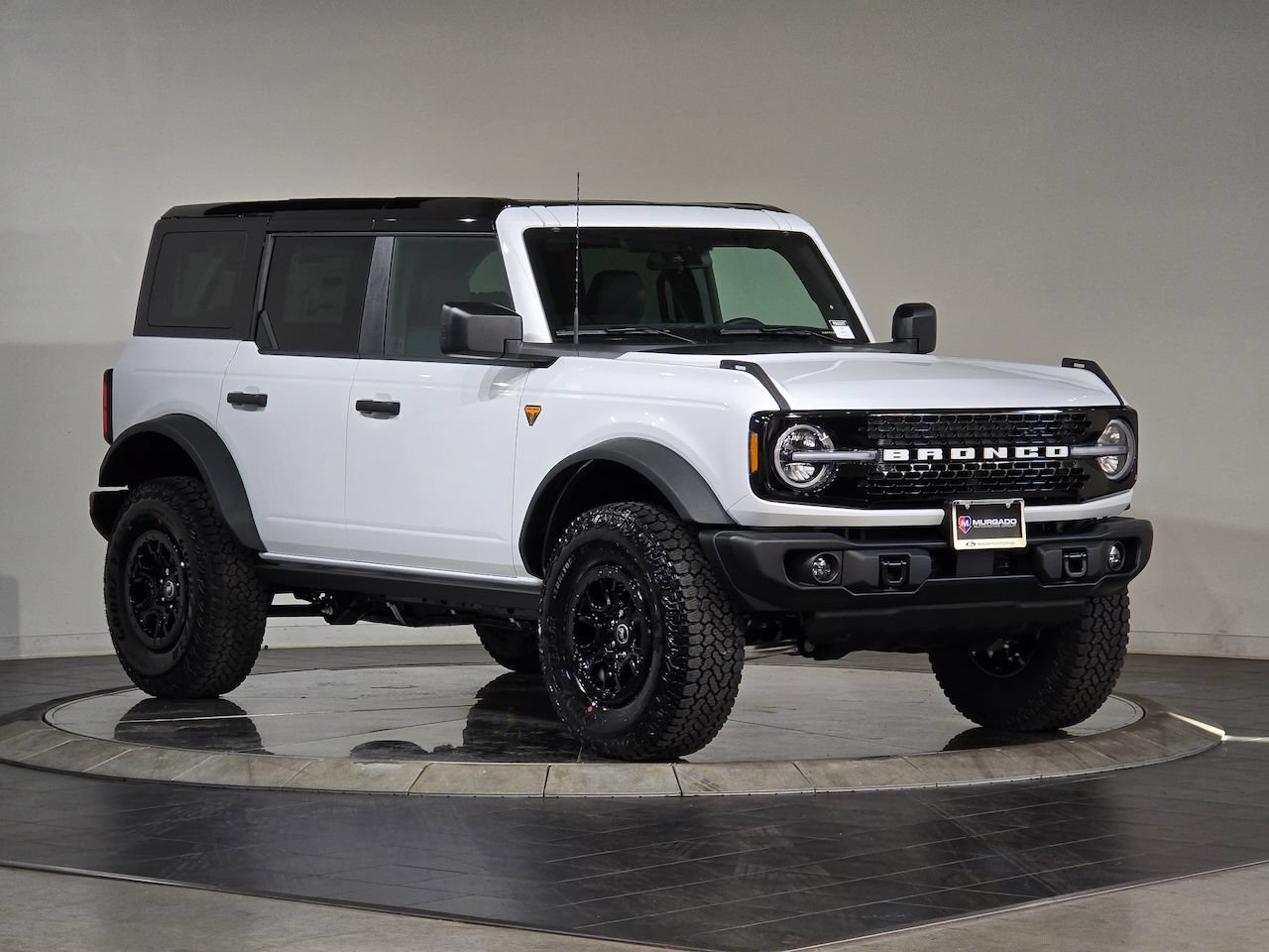 New 2025 Ford Bronco Badlands w/ Sasquatch Package AWD/4WD image 2