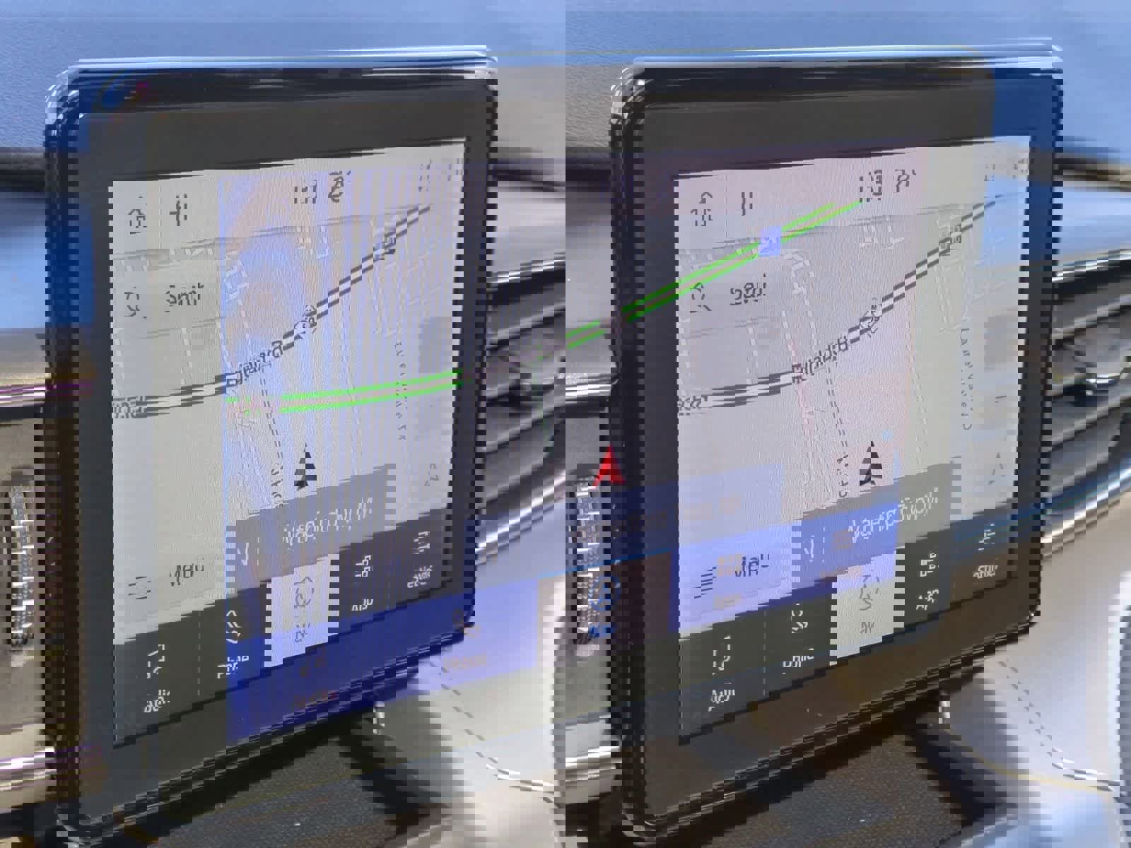 Used 2023 Ford Explorer XLT w/ Equipment Group 202A image 32