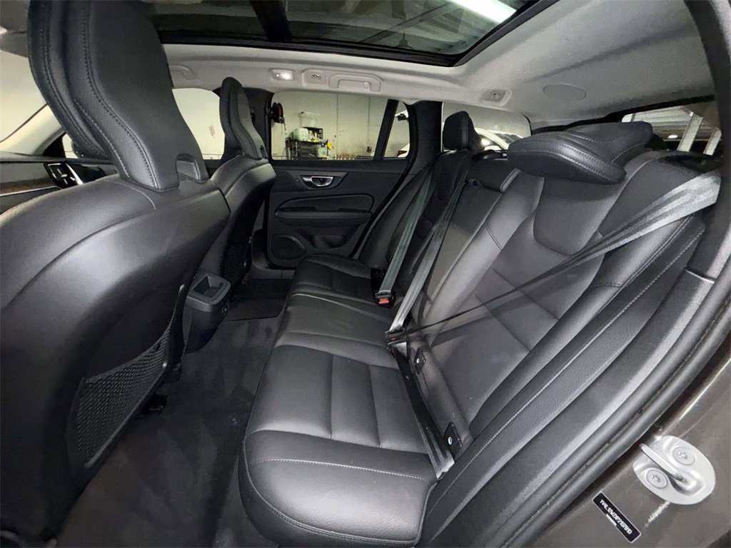 Used 2023 Volvo V60 B5 Cross Country Plus w/ Climate Package image 19
