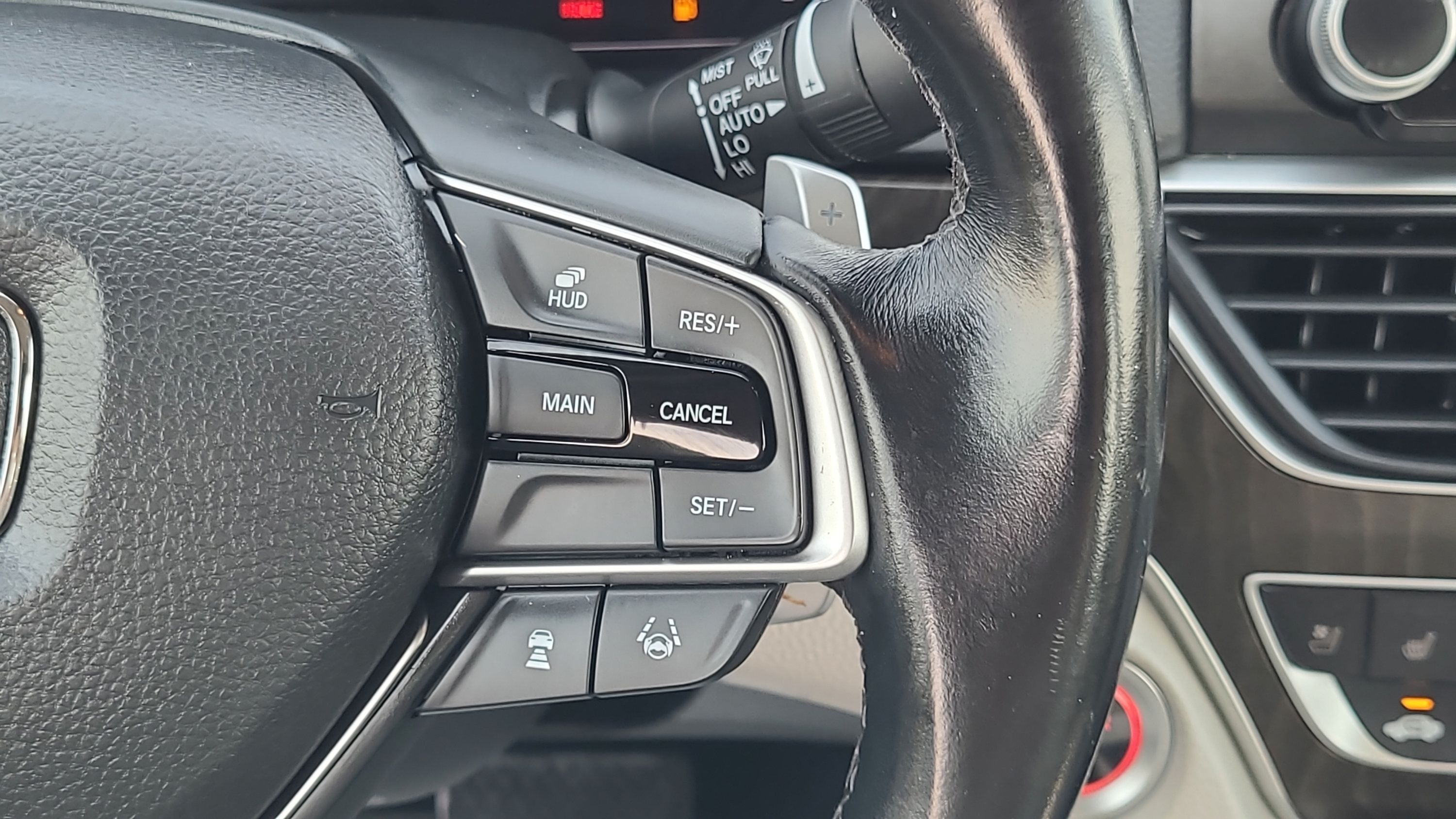 Used 2019 Honda Accord Touring image 13