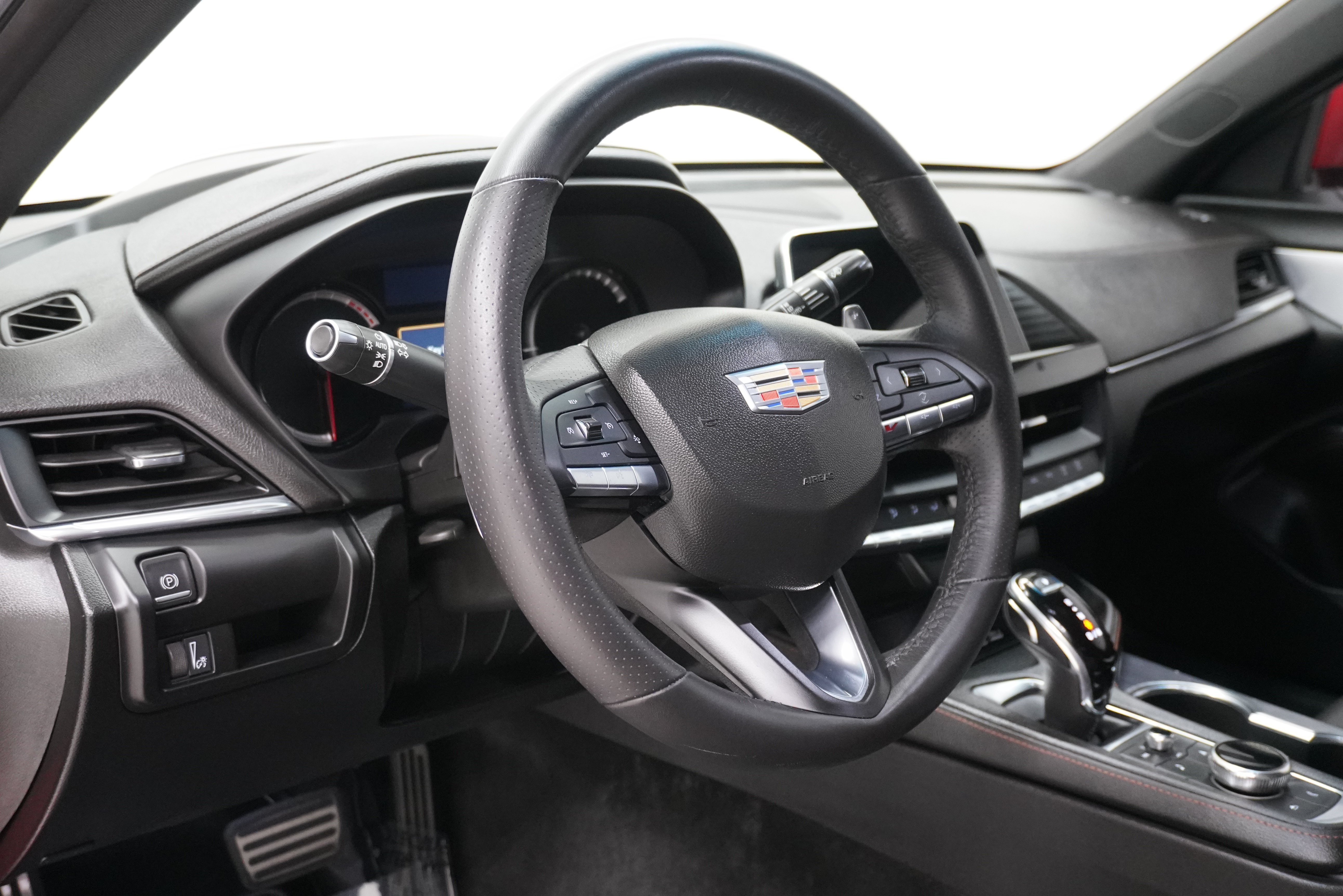 Used 2020 Cadillac CT4 V RWD image 10