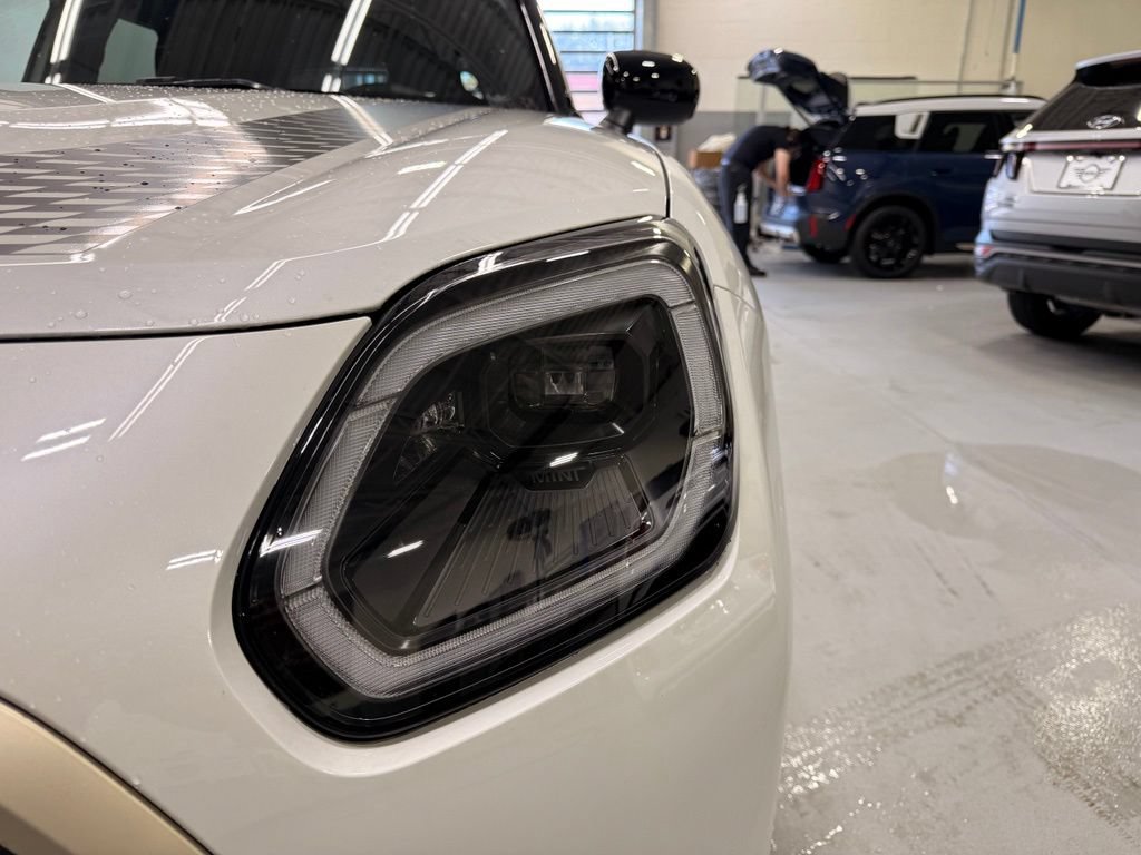 New 2026 MINI Cooper Countryman S w/ Comfort Package Max AWD/4WD image 9