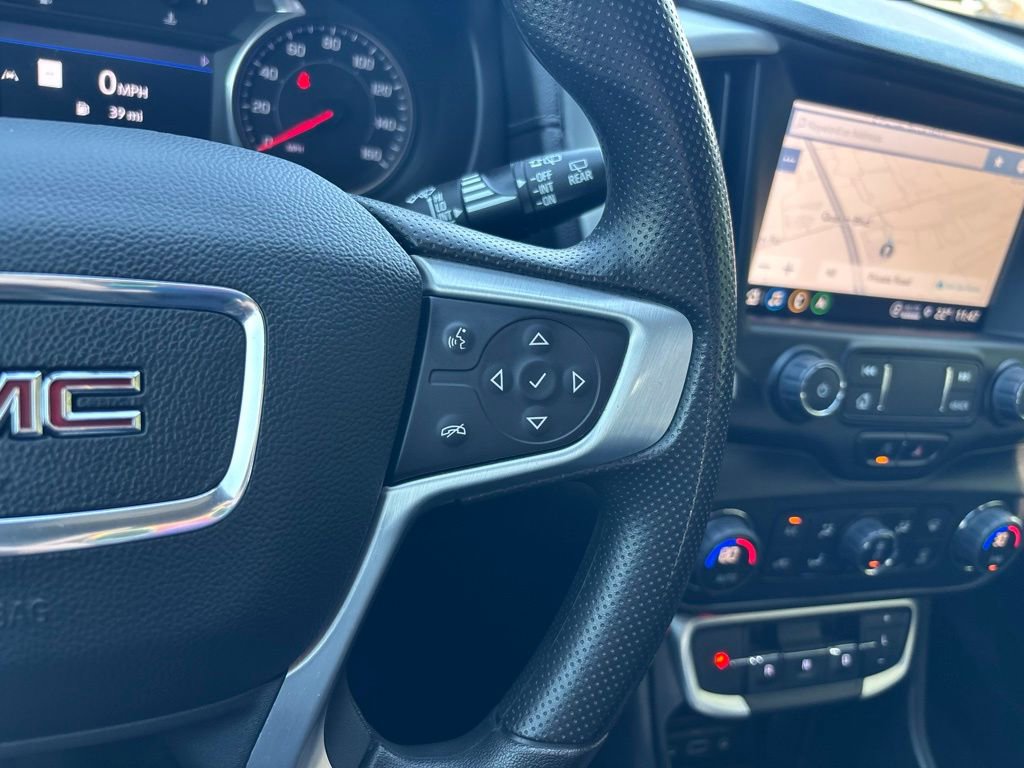 Used 2022 GMC Terrain SLE w/ Driver Convenience Package image 30