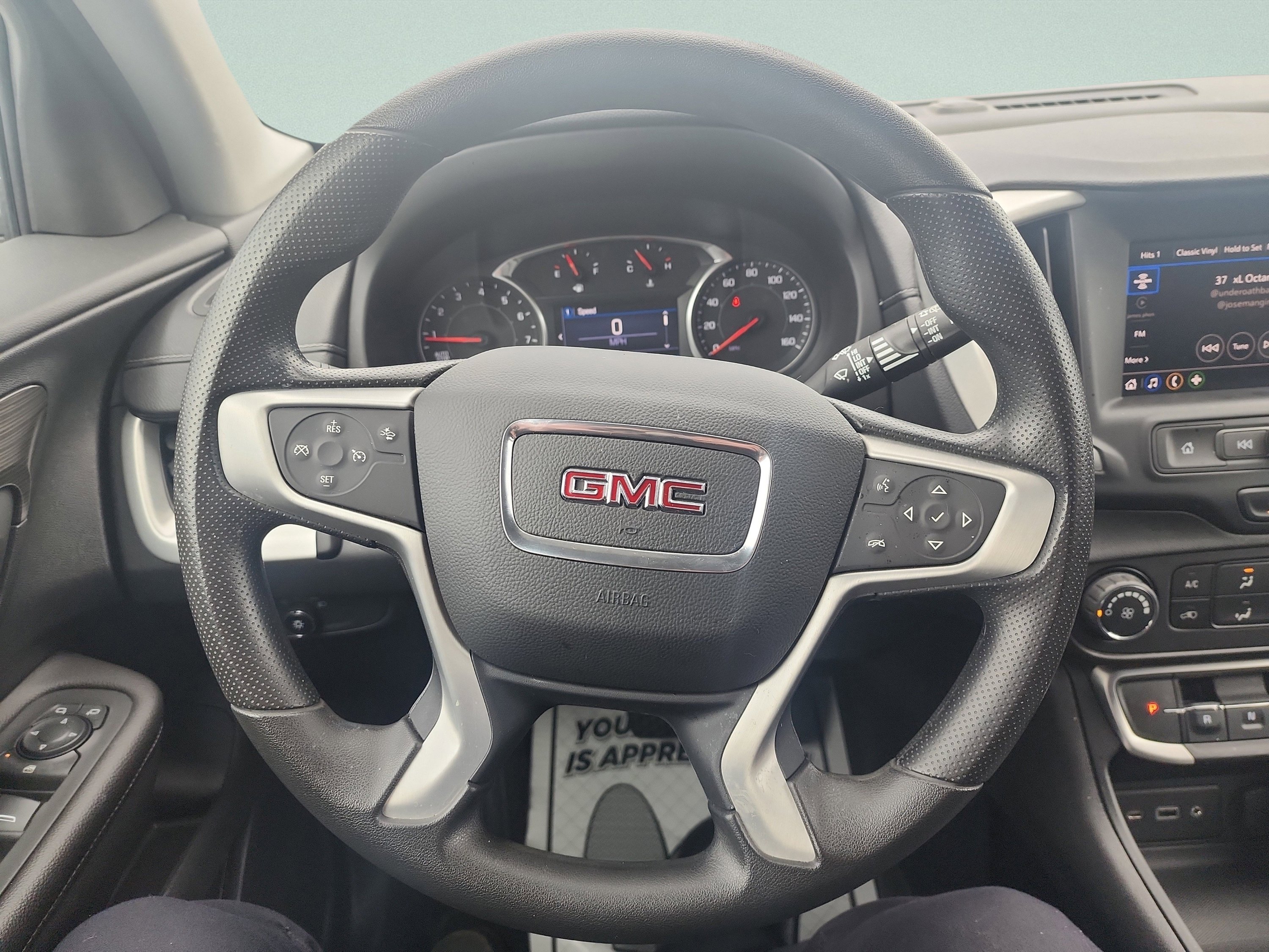 Used 2022 GMC Terrain SLE image 37