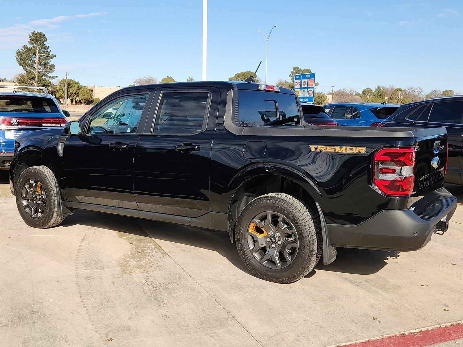 Used 2024 Ford Maverick Tremor w/ Tremor Off-Road Package image 4