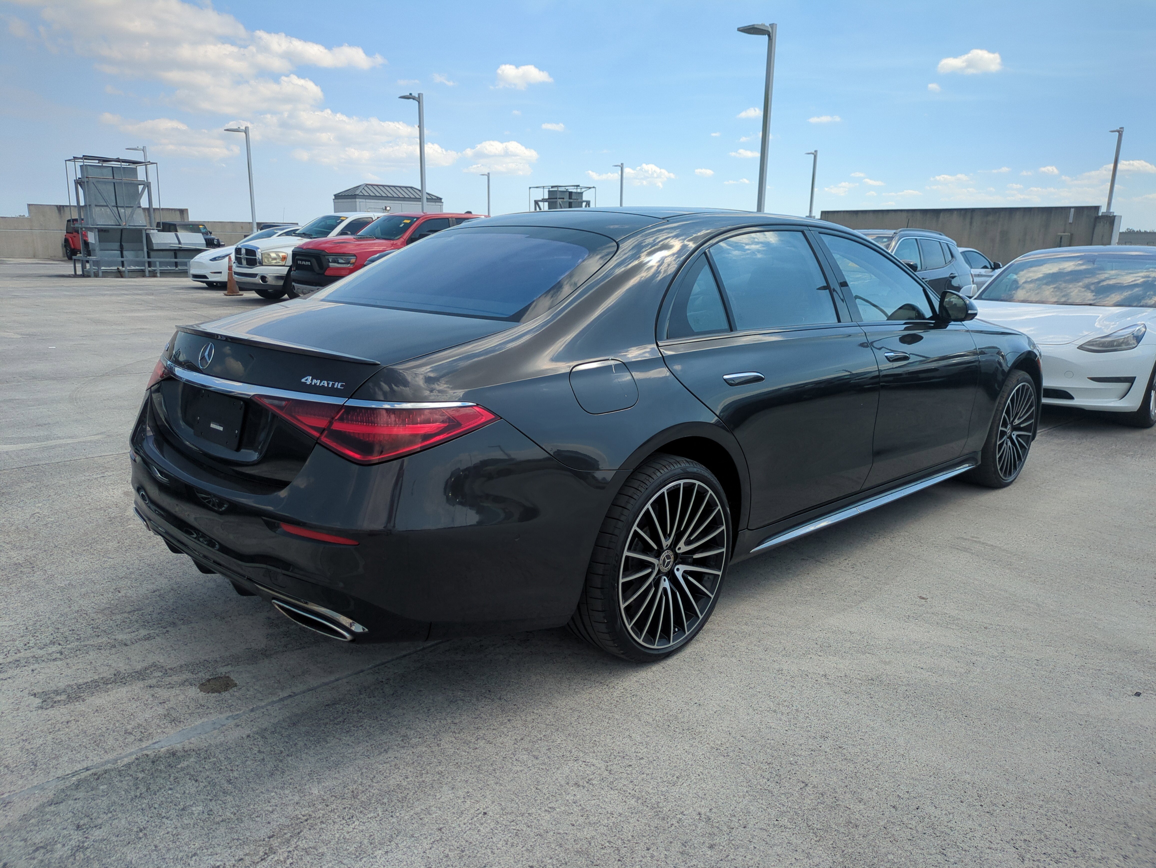 Used 2023 Mercedes-Benz S 580 4MATIC Sedan image 5